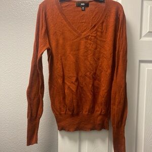 Target Mossimo burnt orange vneck sweater